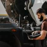 How Do You Choose the Right Truck Parts Online