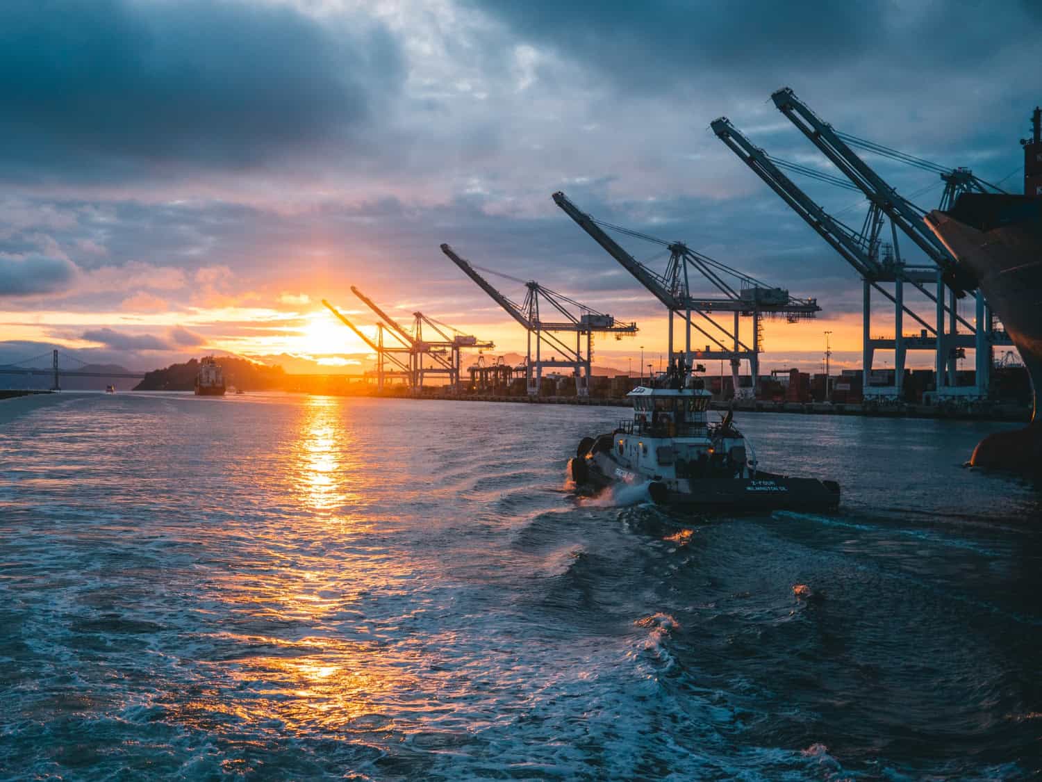 panoramic-shot-oil-rigs-sea-with-beautiful-sunset How mining can embrace