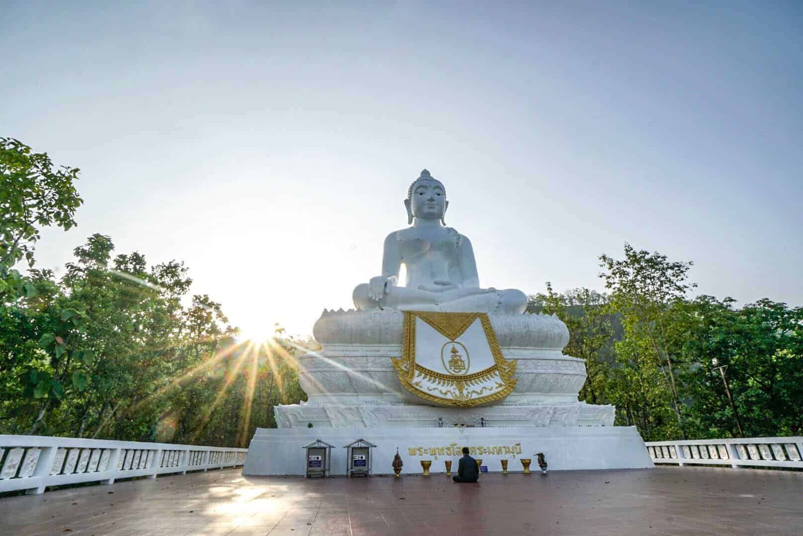 White Biddha Pai Sunrise