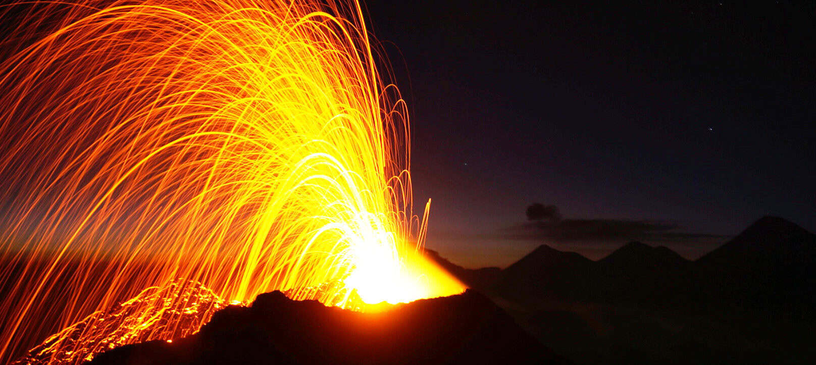 Pacaya Volcano Hike: Overnight Antigua, Guatemala