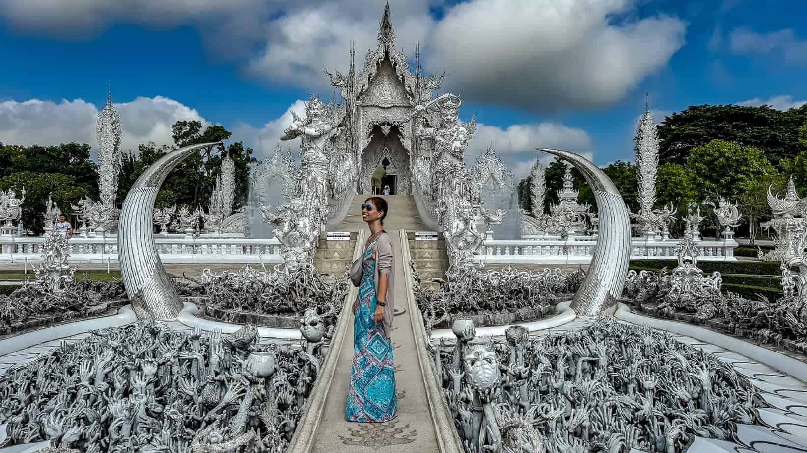 Chiang Rai: White Temple, Geheimtipps & Highlights im Norden Thailands 41 Barbara am White Temple