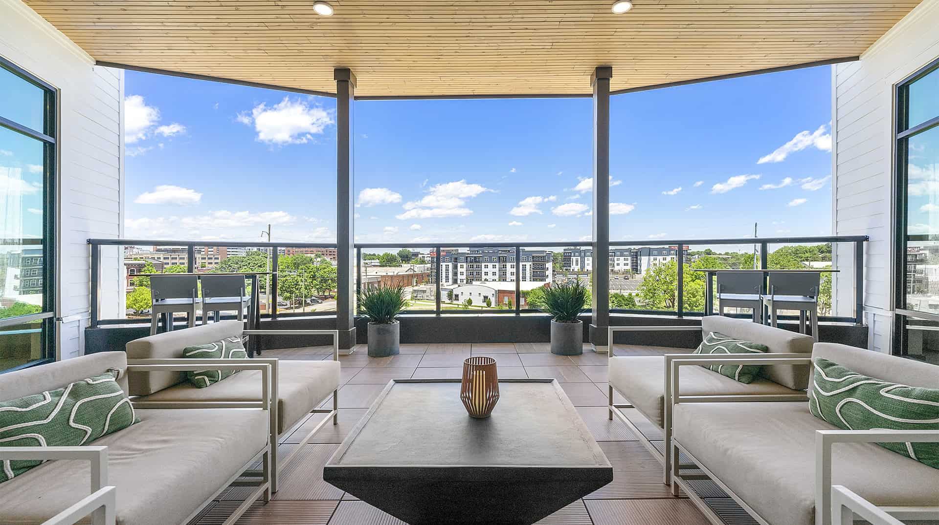 Bed Full Width Photo