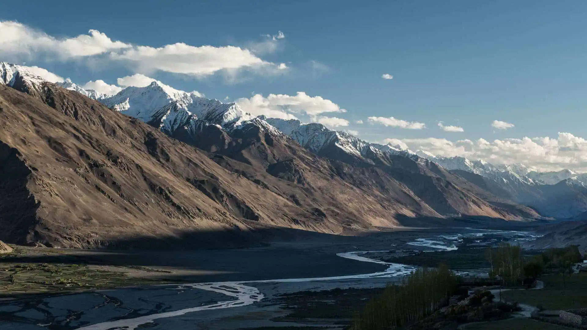 Pamir Highway mountain landscapes - Tajikistan