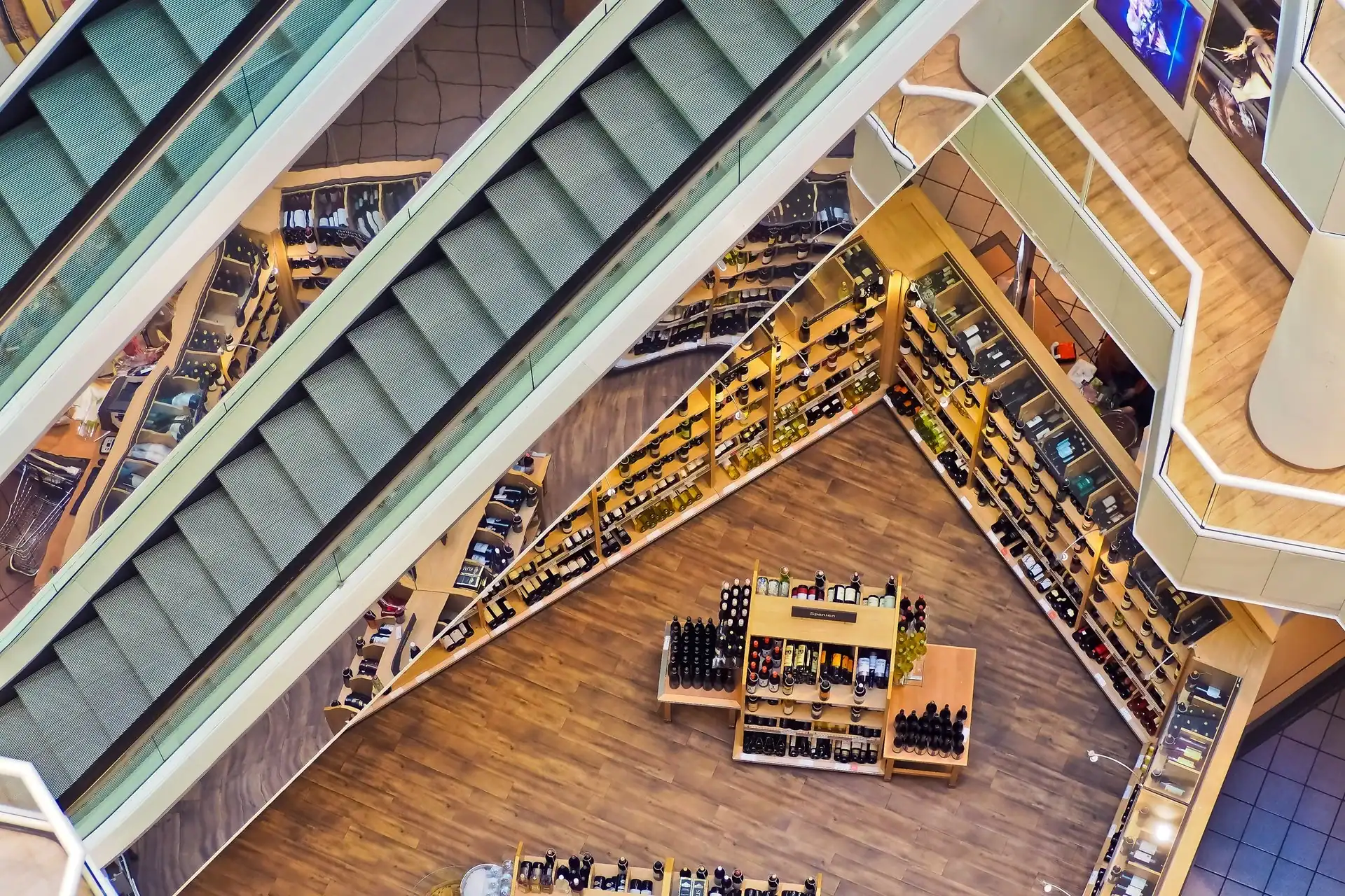 How Oken loyalty app or loyalty management software transform your shopping mall experience