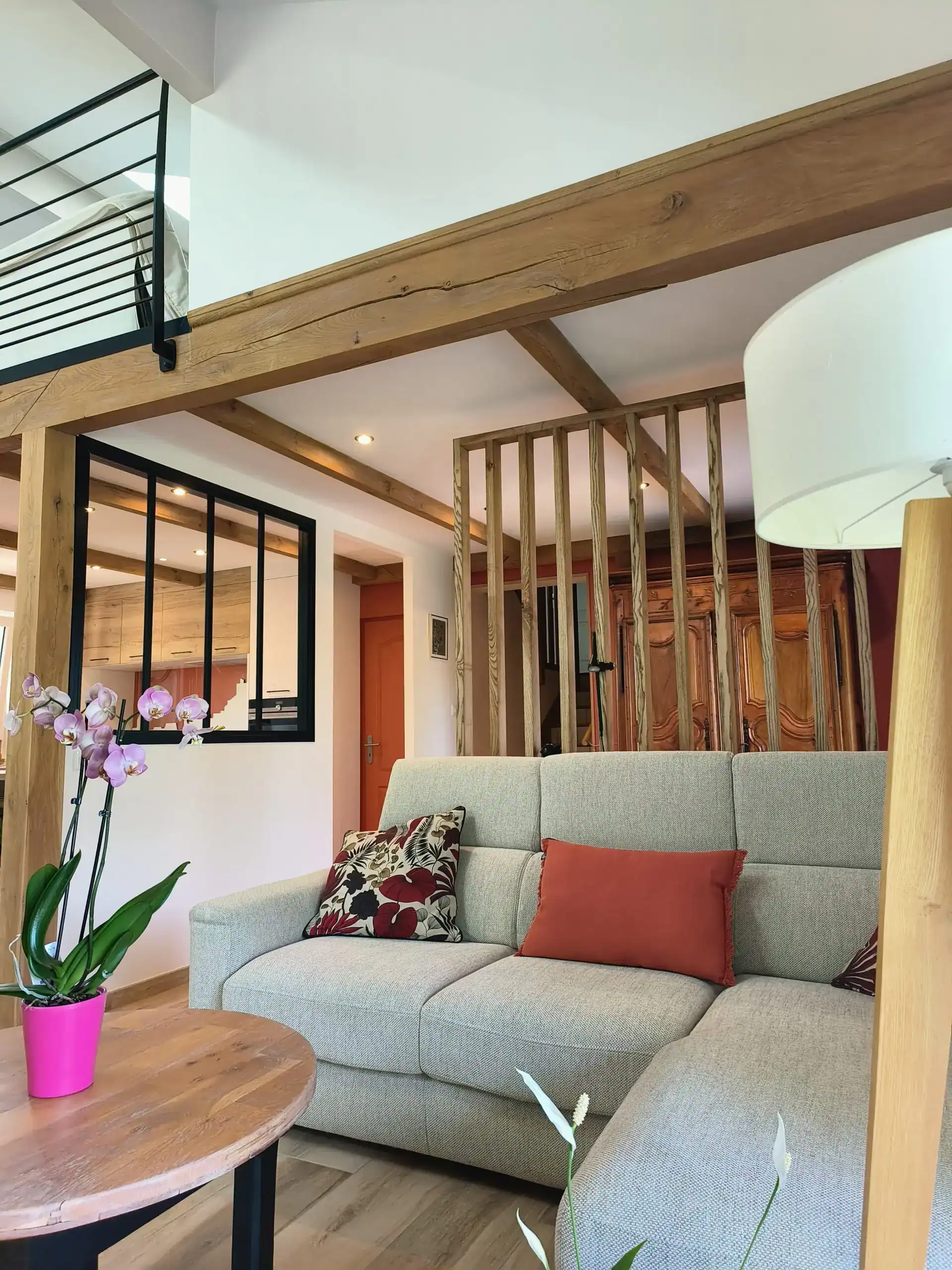 Rénovation salon lumineux maison Azé baie vitrée