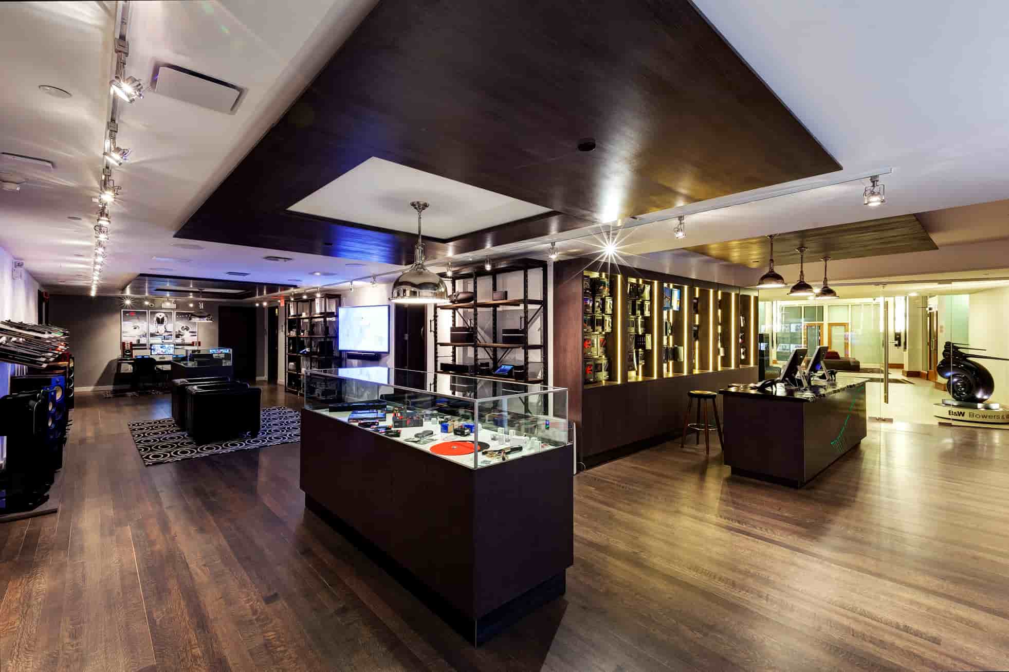 Home page banner showing professional electrical services