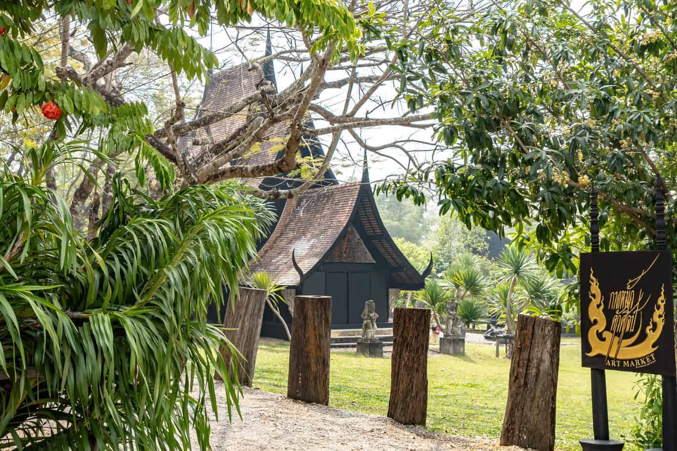 Chiang Rai: White Temple, Geheimtipps & Highlights im Norden Thailands 10 Im Baan Dam