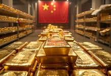 Goldbarren in chinesischem Tresorraum vor Nationalflagge (Symbolbild) – China erhöht Goldreserven, Wert über 300 Milliarden USD.