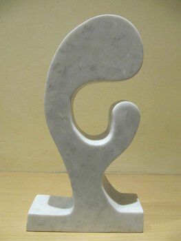 Maternité, marbre blanc de Carrare, 33 cm Maternité, marbre blanc de Carrare, 33 cm