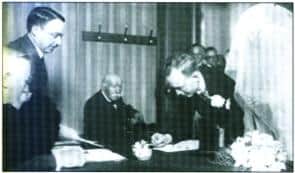 Georges Clemenceau fia esküvőjén, a galántai házasságkötő teremben - Forrás: agt.bme.hu