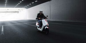 NIU NQI GTS biały 2022
