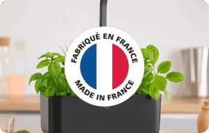 Potager connecté Cultive noir et logo made in france