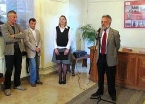 Mirko Grlica, a kiállítás és a brosúra egyik szerzője, Svetislav Milanković, a projektum koordinátora, Mirić Námesztovszki Kornélia és Hulló István