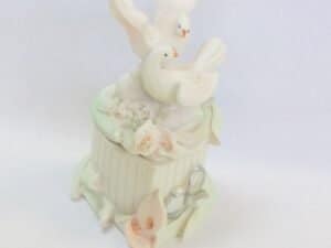 Doves Trinket Box