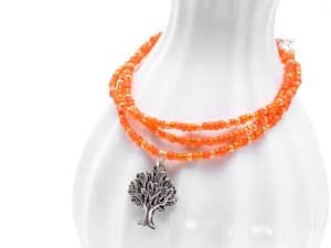 Glasperlenwickelarmband in Orange mit Lebensbaum Anhänger
