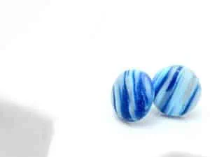 Blaue Ohrstecker – Sternenstaub –