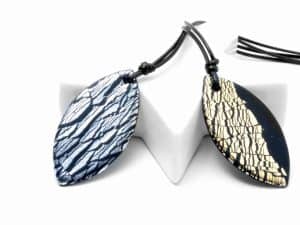 Glamouröse Kette mit schwarzem Anhänger