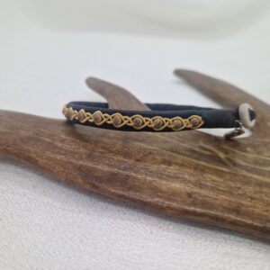 Guldig Lisa med frostade kulor