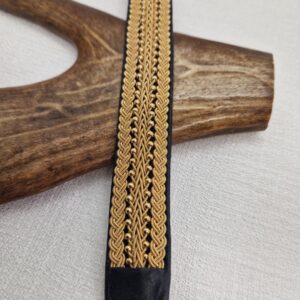 Alternative view of Lisette med guldig koppar