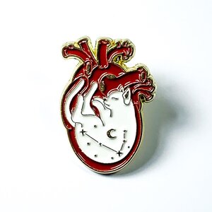 Pin Corazón Gato Blanco