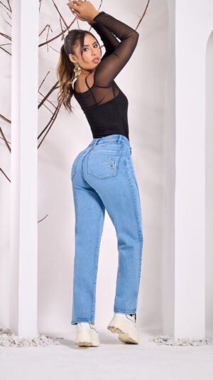 Jean 6104 A