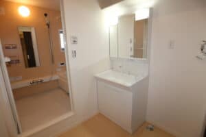 洗髪洗面化粧台