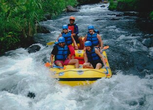 white-water-rafting-package
