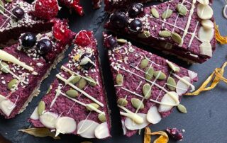 raw blueberry pie