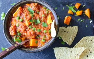 super easy vegan lentil roast squash curry