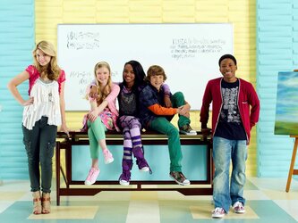 Frisbee: dal 9 settembre "ANT FARM". Musica, divertimento e allegria in compagnia di CHYNA e dell'Accademia Nuovi Talenti | Digitale terrestre: Dtti.it