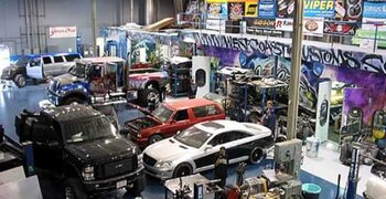 Dal 17 Settembre su DMAX torna l'officina di auto su misura West Coast Customs (WCC) in "Street Customs" | Digitale terrestre: Dtti.it