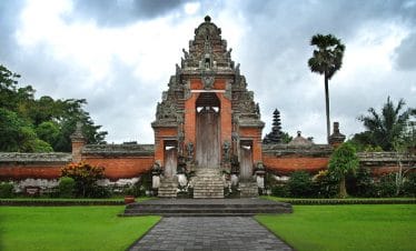 taman-ayun-and-tanah-lot-tour