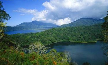twin-lake by Top Bali Trip