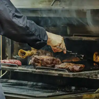 Best BBQ in Val d'Isère - Tontons Restaurant