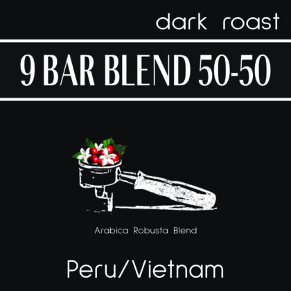 gezeichneter Portafilter mit Blumen im Sieb