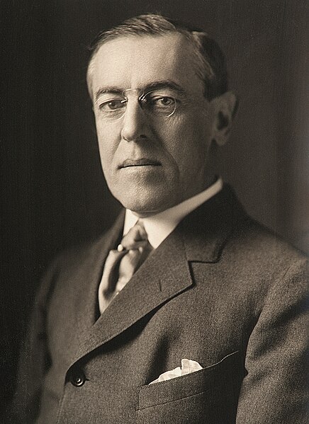 President Woodrow Wilson - 28e Amerikaanse president Portret van president Woodrow Wilson, de 28e president van de Verenigde Staten, bekend om zijn hervormingen en oorlogstijdbeleid.