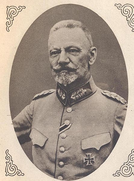 Generaal Max von Gallwitz, leider van het Duitse 5e Leger tijdens WO I, met onderscheiding Orde van de Zwarte Adelaar.