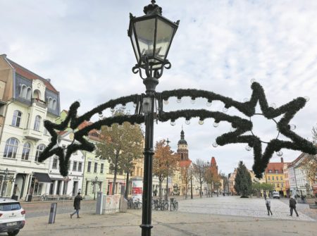 Märkischer Bote Altmarkt Cottbus in vorweihnachtlichem Glanz