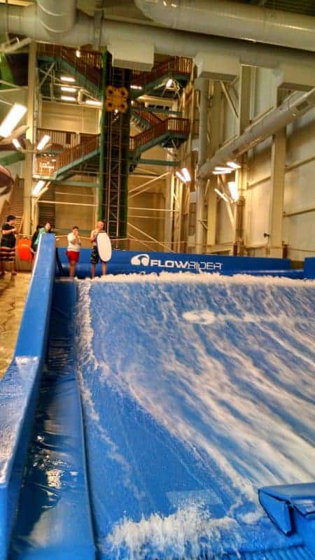 kalahari resort poconos wavepool