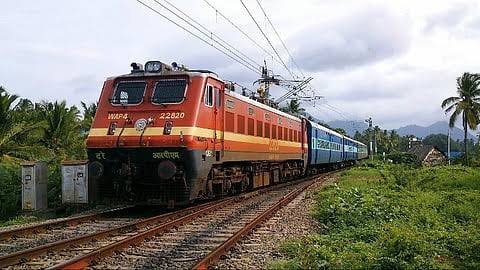 Southern Railway Apprentice Recruitment 2026: 4,471 పోస్టులు – 10th, ITI అభ్యర్థులకు అవకాశం