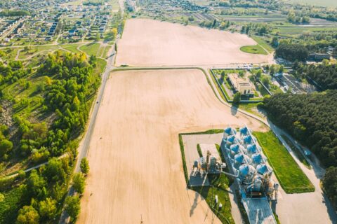 Aerial view of industrial site eligible for Voluntary Cleanup Program enrollment