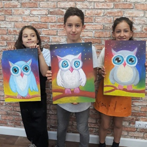 Запишите ребенка на индивиуальные занятия в нашей школе рисования 1