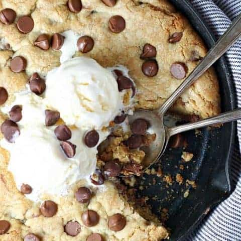 One Pan Skillet Chocolate Chip Cookie