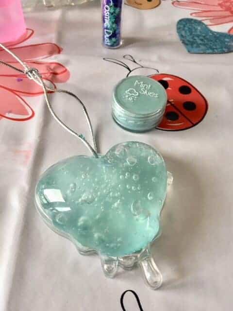 Glam Goo heart necklace