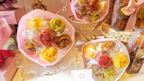 富士市 バラのマドレーヌのお店ランジェラ ダヤンテールblog