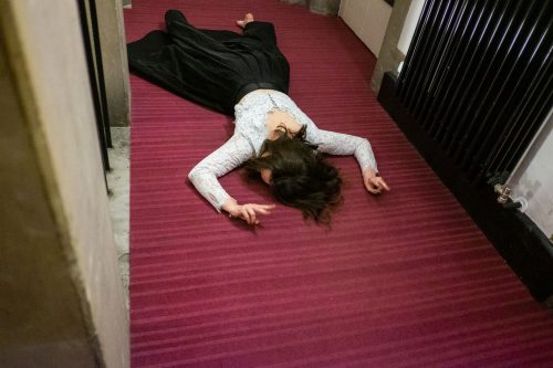 foto della mostra di ian weldon sul matrimonio