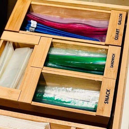 How to Organize Ziplock Bags (With or Without a Drawer!) - The