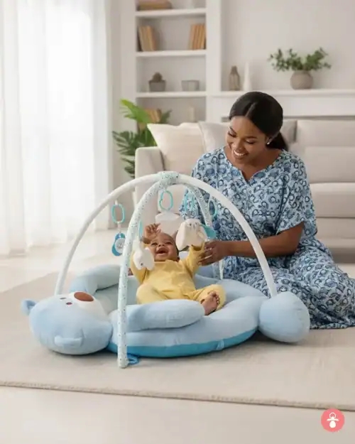 Tapis d'éveil bébé multicolore avec arche de jeux et jouets suspendus pour développement sensoriel