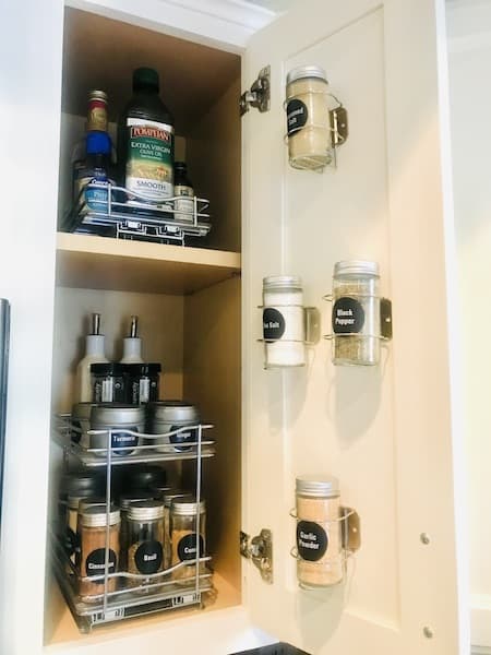 https://sp-ao.shortpixel.ai/client/to_webp,q_lossy,ret_img,w_500/https://organizenvy.com/wp-content/uploads/2021/02/Spice-Cabinet-After.jpg