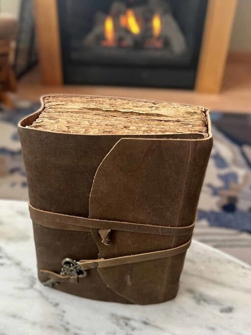 Leatherbound Journal Vintage Paper - Image 4